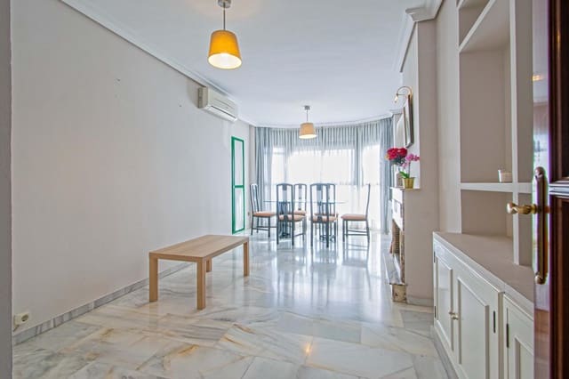 3 soveværelse Lejlighed til salg i Sevilla by med swimmingpool - € 310.000 (Ref: 9524381)