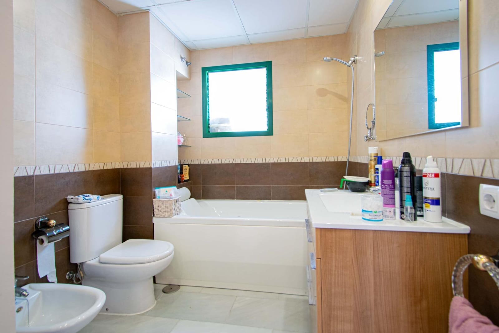 3 bedroom Flat for sale in Seville city with pool - € 310,000 (Ref: 9524381)