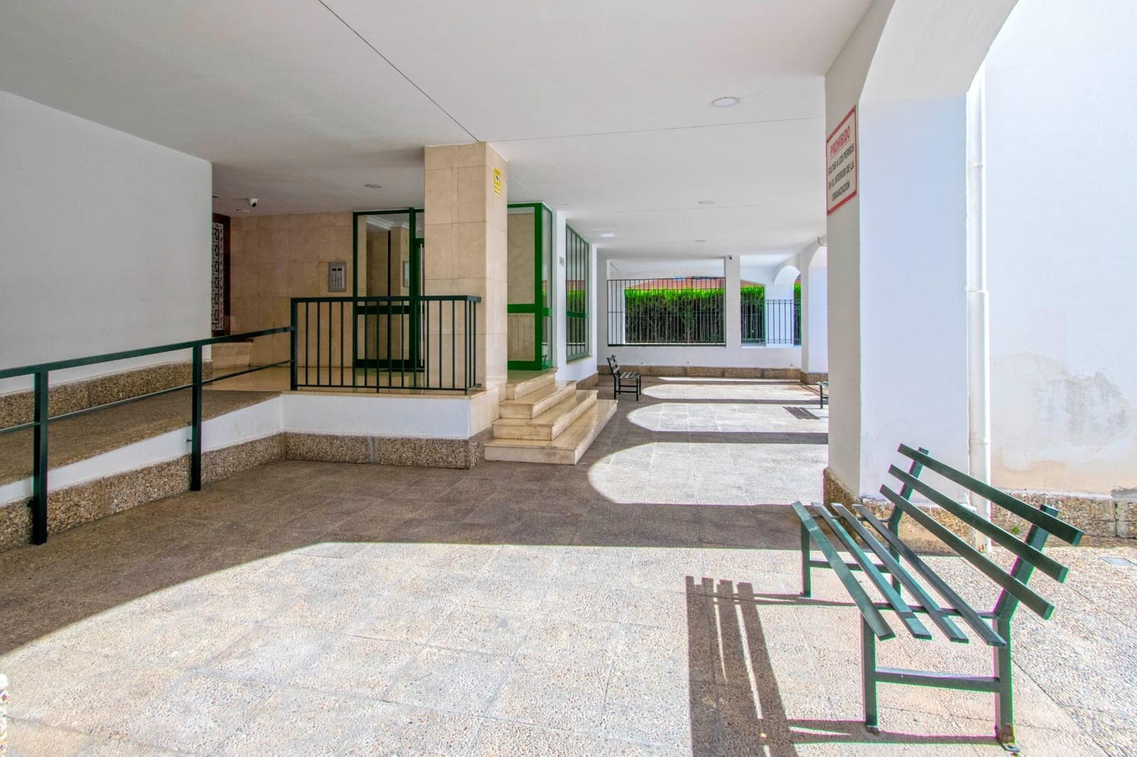 3 bedroom Flat for sale in Seville city with pool - € 310,000 (Ref: 9524381)