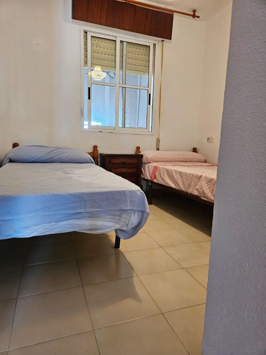 2 bedroom Flat for sale in Almonte with pool - € 190,000 (Ref: 9524382)