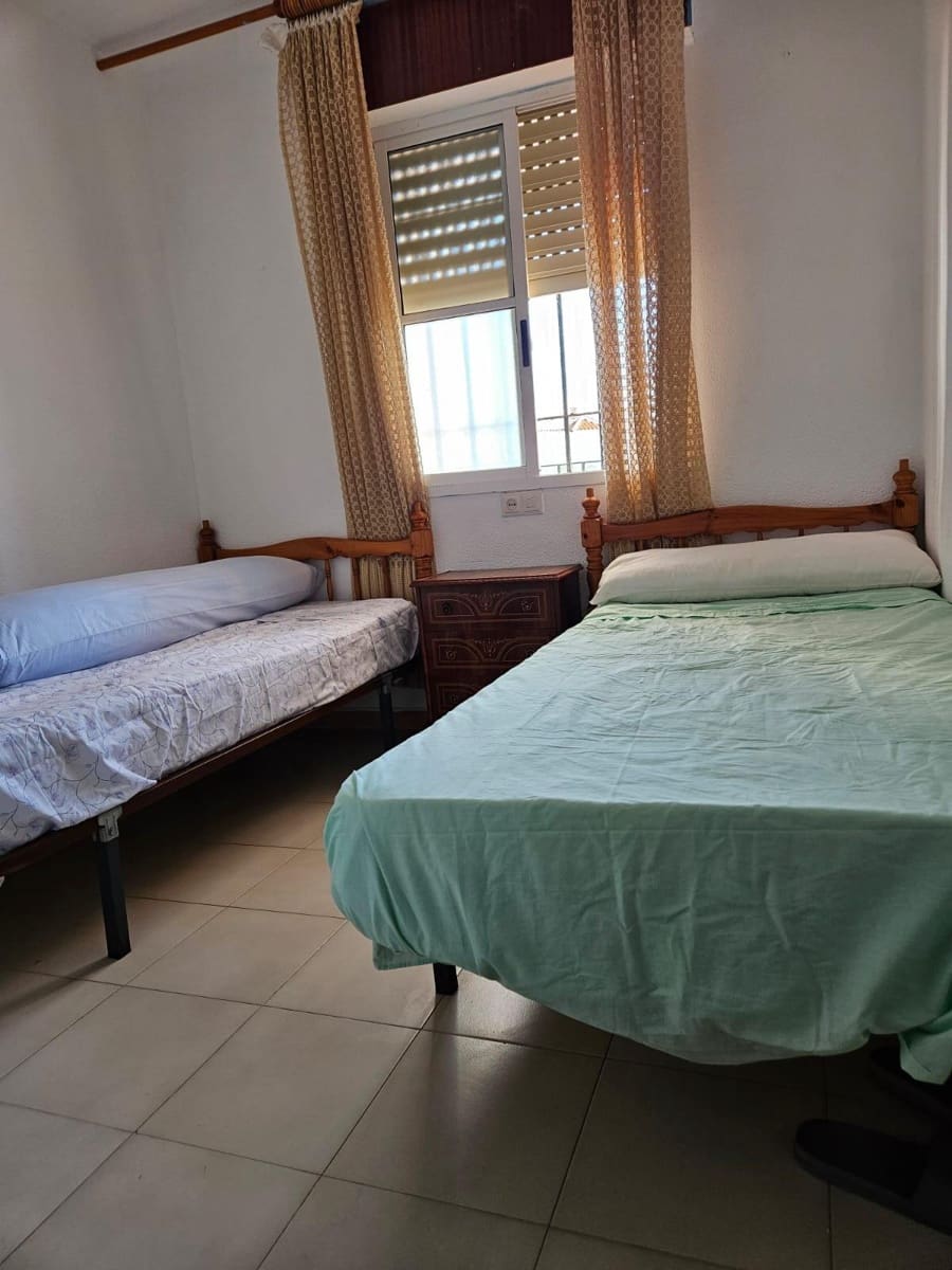 2 bedroom Flat for sale in Almonte with pool - € 190,000 (Ref: 9524382)