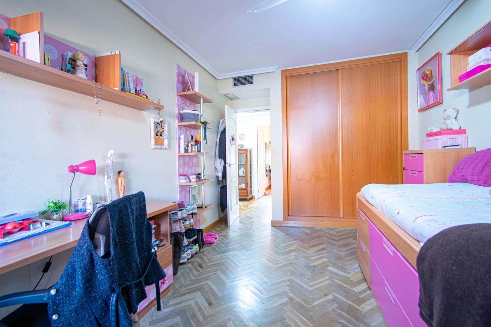 5 makuuhuone Kattohuoneisto myytävänä paikassa Sevilla kaupunki mukana uima-altaan 
autotalli - 630 000 € (Ref: 9524383)