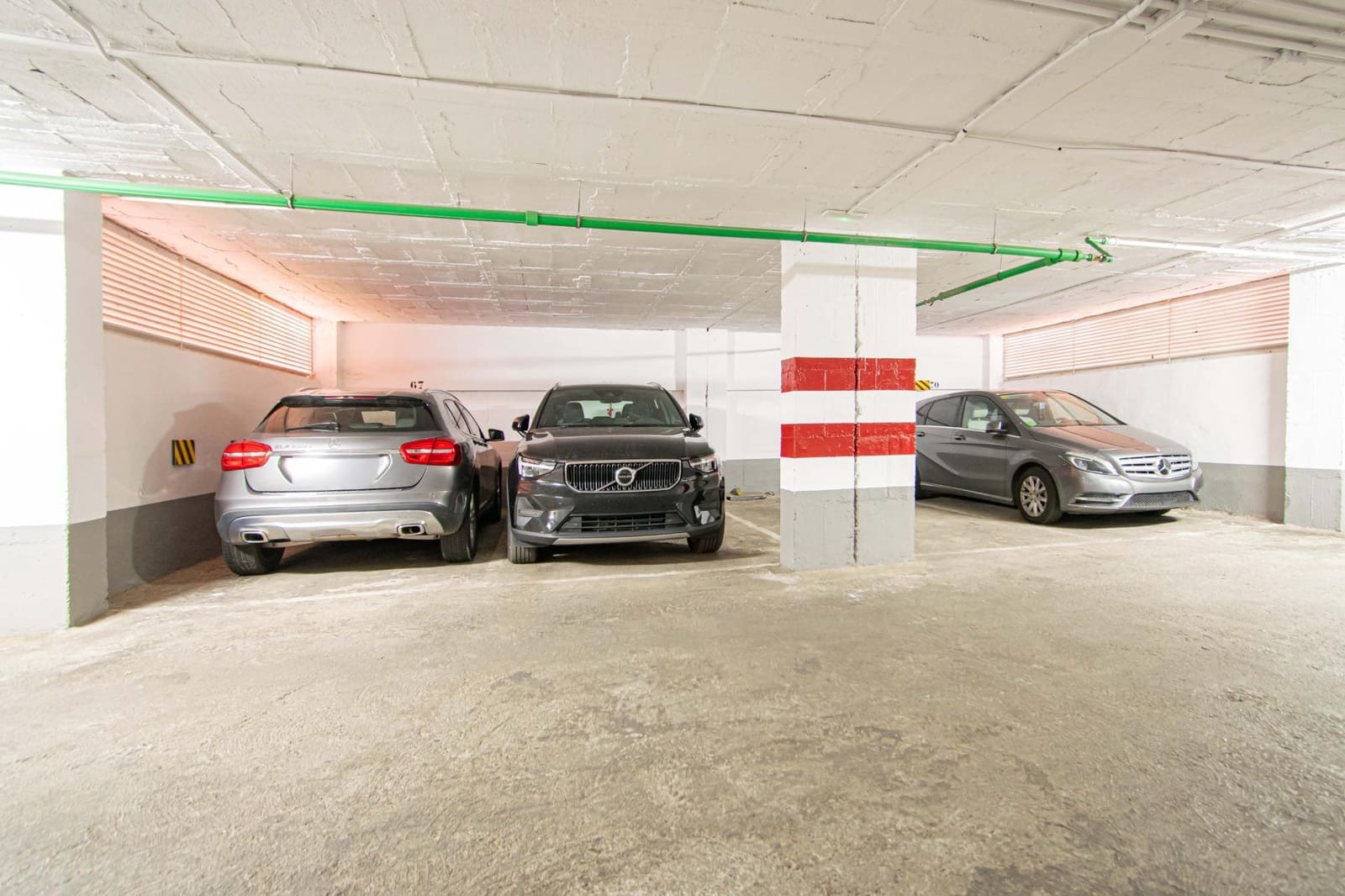 5 makuuhuone Kattohuoneisto myytävänä paikassa Sevilla kaupunki mukana uima-altaan 
autotalli - 630 000 € (Ref: 9524383)