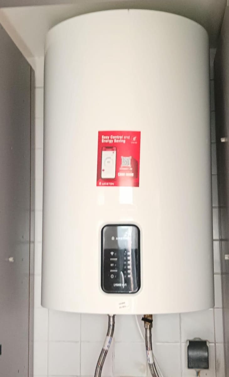 4 bedroom Semi-detached Villa for sale in Espartinas - € 279,000 (Ref: 9524385)