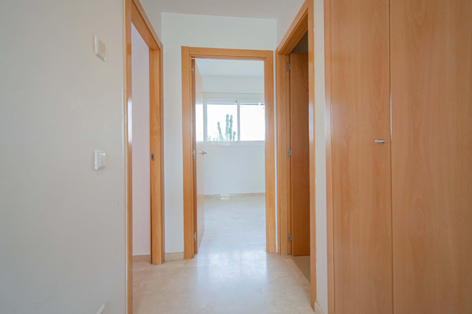 4 bedroom Semi-detached Villa for sale in Espartinas - € 279,000 (Ref: 9524385)