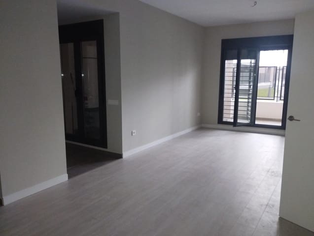 3 slaapkamer Appartement te huur in Sevilla stad met zwembad garage - € 1.250 (Ref: 9527770)
