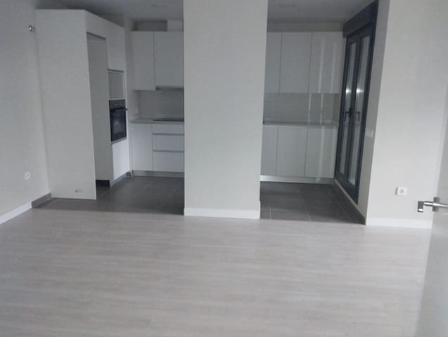 3 slaapkamer Appartement te huur in Sevilla stad met zwembad garage - € 1.250 (Ref: 9527770)