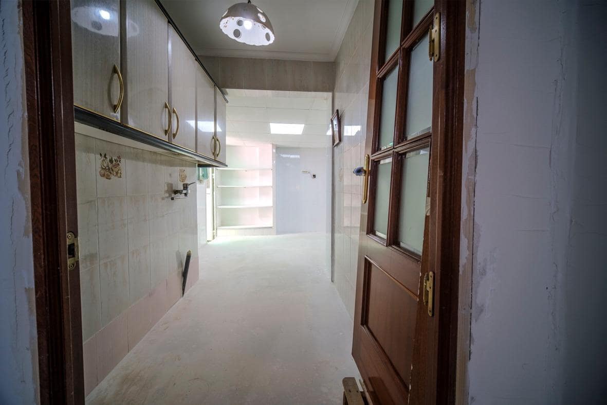 3 sypialnia Apartament na sprzedaż w Miasto Sewilla - 115 000 € (Ref: 9527771)