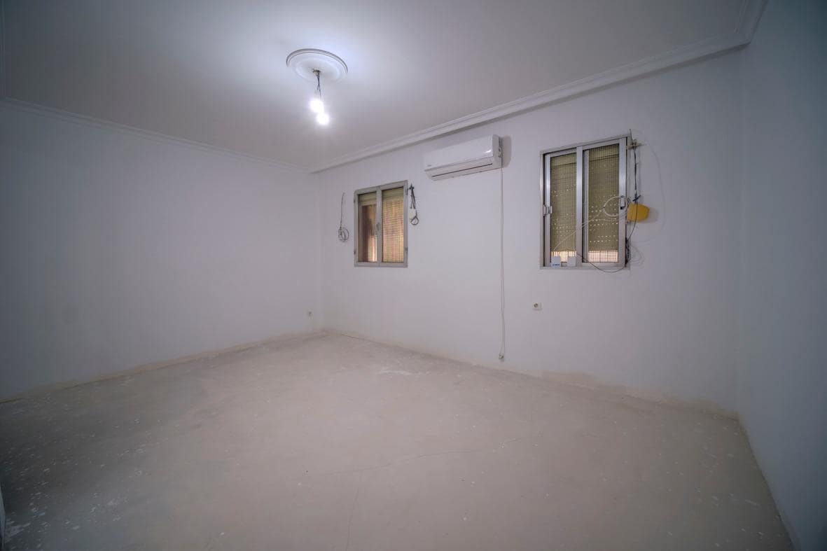 3 sypialnia Apartament na sprzedaż w Miasto Sewilla - 115 000 € (Ref: 9527771)