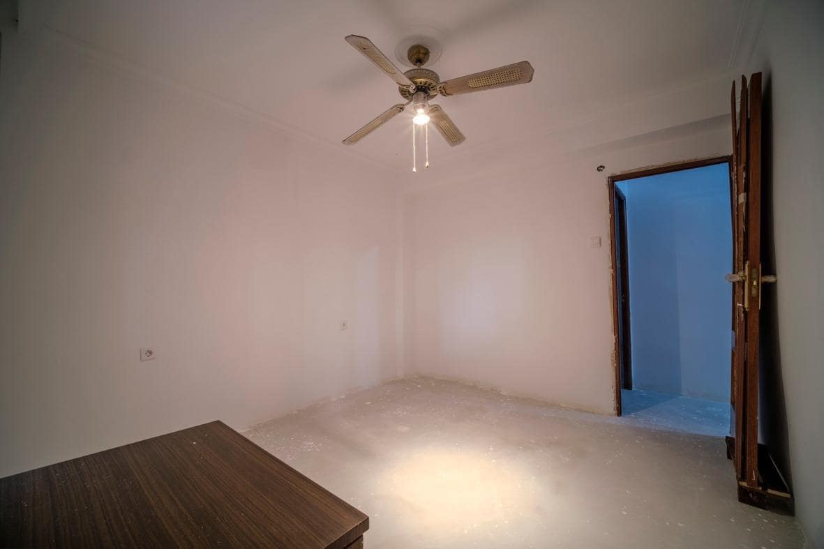 3 sypialnia Apartament na sprzedaż w Miasto Sewilla - 115 000 € (Ref: 9527771)