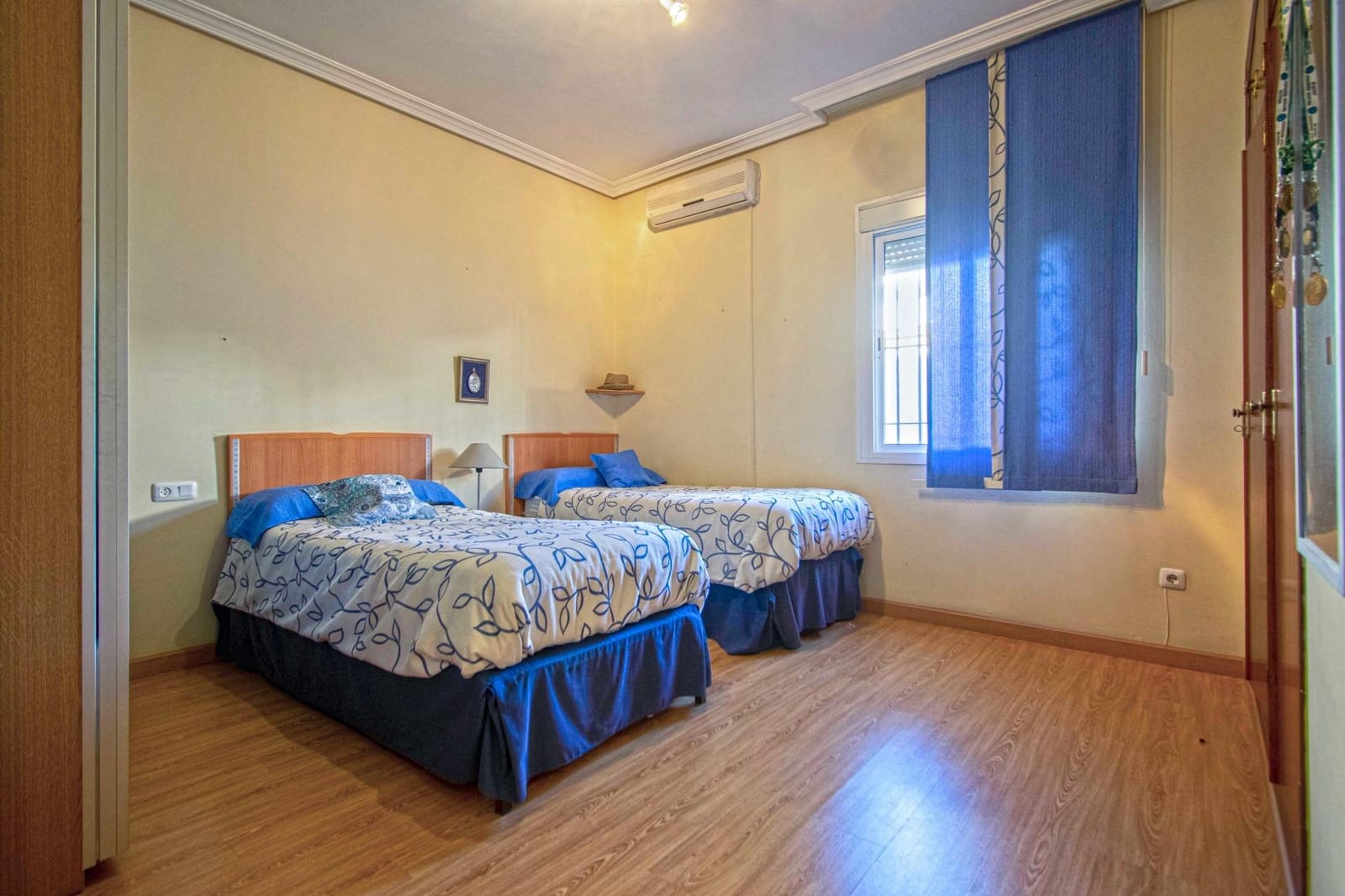 5 chambre Villa/Maison Mitoyenne à vendre à Seville ville - 396 000 € (Ref: 9527772)