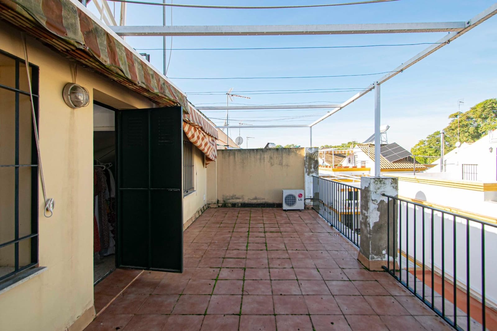 5 chambre Villa/Maison Mitoyenne à vendre à Seville ville - 396 000 € (Ref: 9527772)