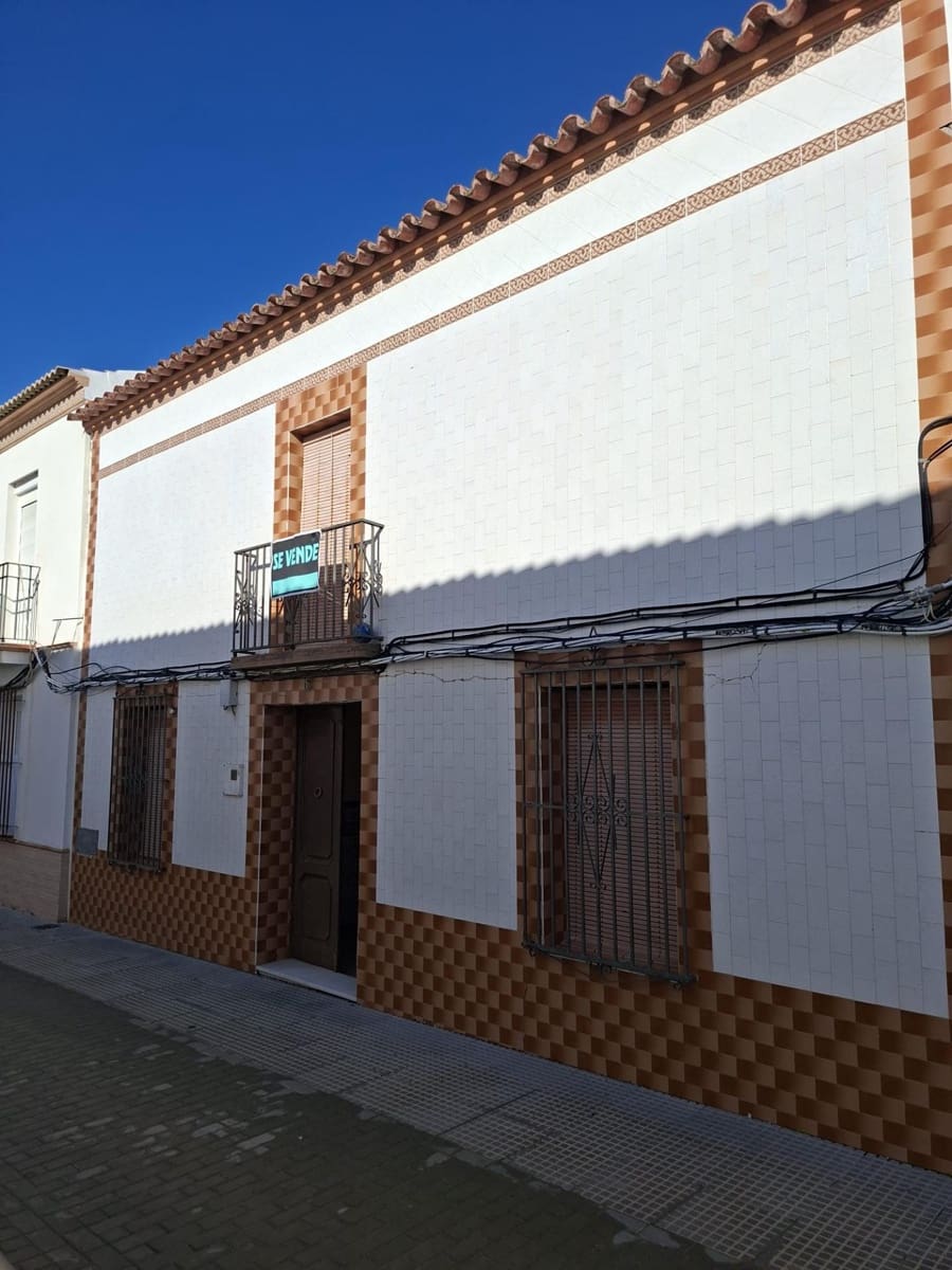 8 bedroom Townhouse for sale in Villalba del Alcor - € 190,000 (Ref: 9527775)