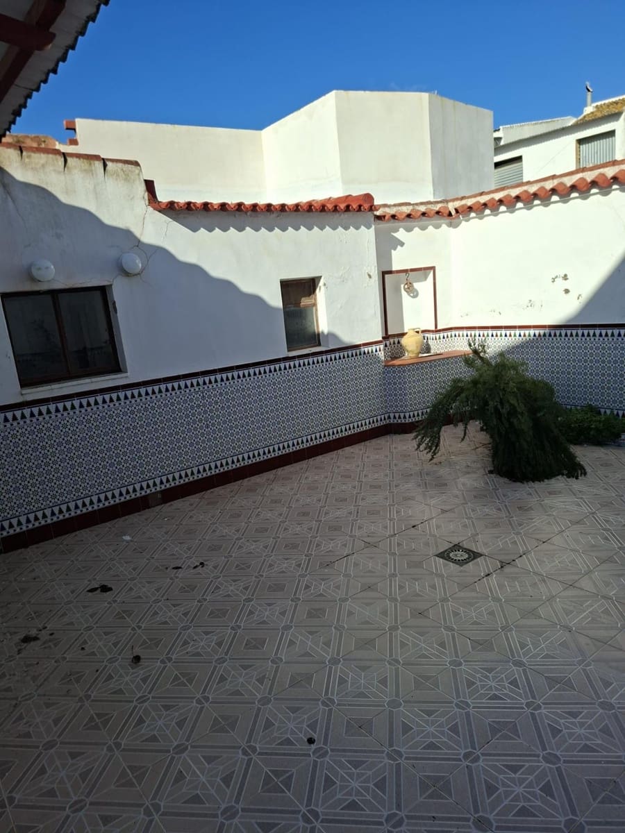 8 soveværelse Byhus til salg i Villalba del Alcor - € 190.000 (Ref: 9527775)