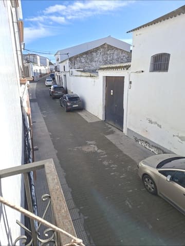 8 bedroom Townhouse for sale in Villalba del Alcor - € 190,000 (Ref: 9527775)