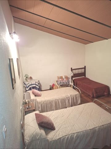 Casa de 8 habitaciones en Villalba del Alcor en venta - 190.000 € (Ref: 9527775)