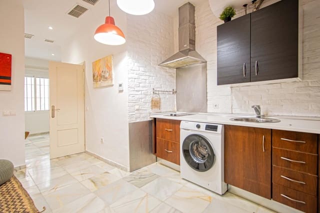 1 soveværelse Lejlighed til salg i Feria, Sevilla by - € 258.000 (Ref: 9530645)