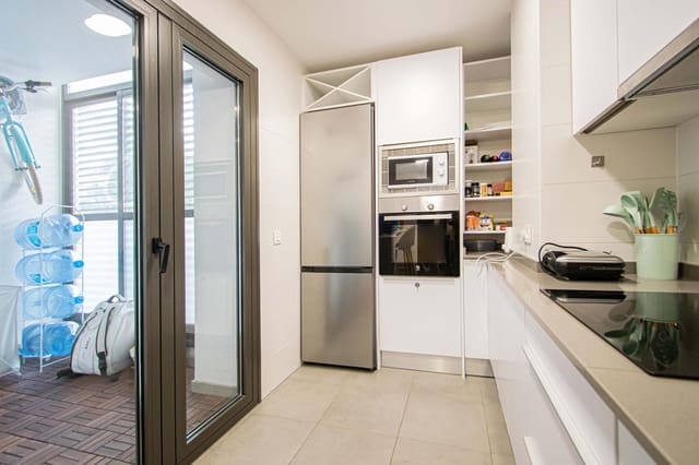 3 slaapkamer Flat te koop in Sevilla stad met zwembad garage - € 350.000 (Ref: 9530646)