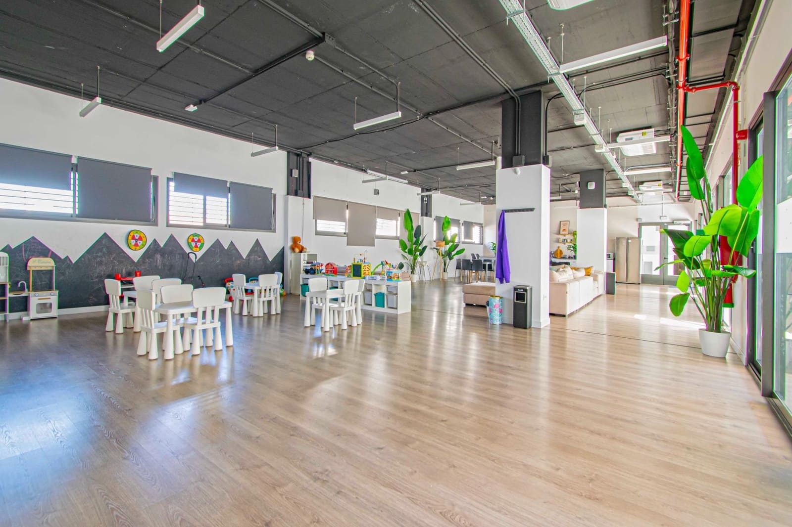 3 slaapkamer Flat te koop in Sevilla stad met zwembad garage - € 350.000 (Ref: 9530646)