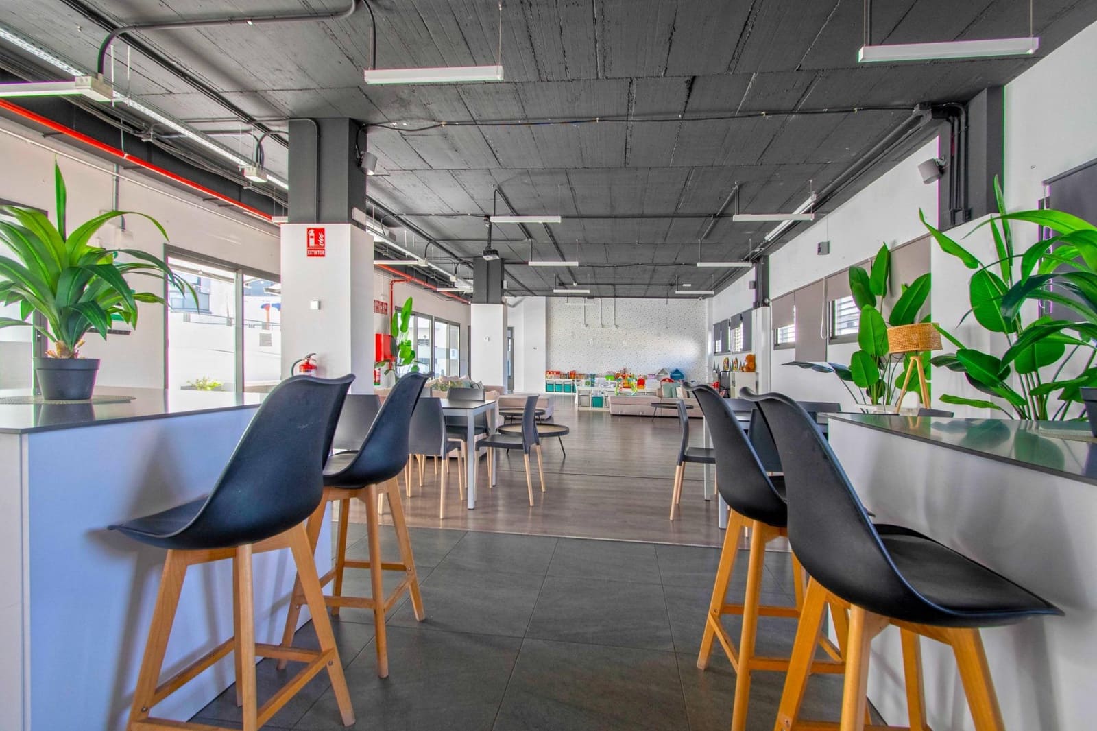 3 slaapkamer Flat te koop in Sevilla stad met zwembad garage - € 350.000 (Ref: 9530646)