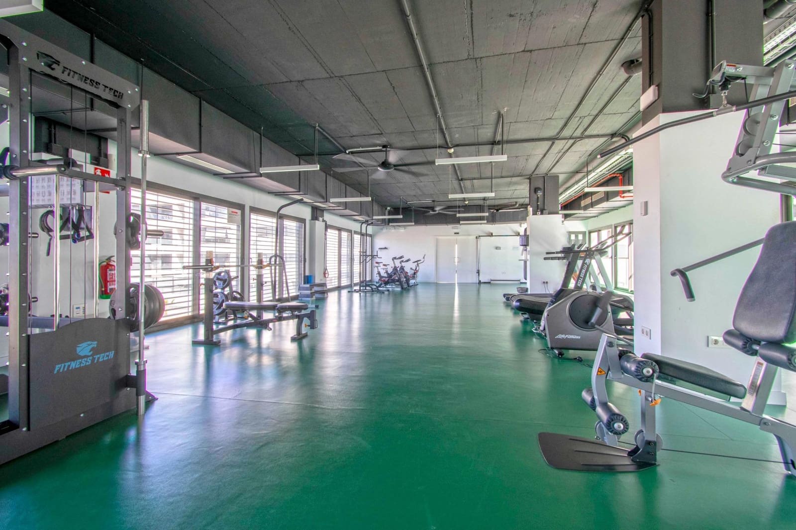 3 slaapkamer Flat te koop in Sevilla stad met zwembad garage - € 350.000 (Ref: 9530646)