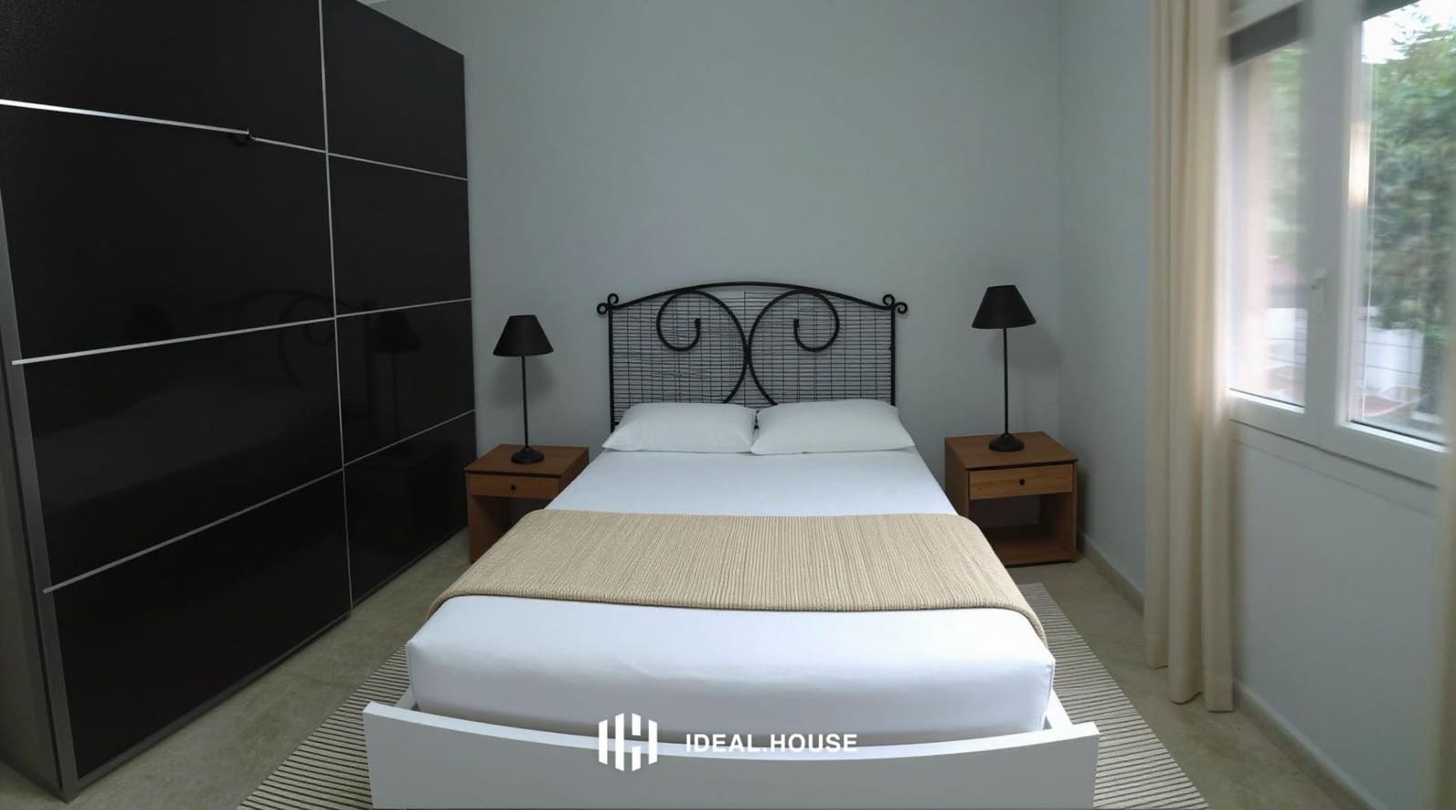 4 bedroom Villa for sale in Carmona with pool garage - € 450,000 (Ref: 9533819)