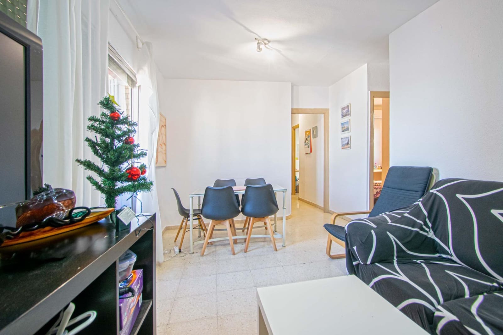 3 sypialnia Mieszkanie na sprzedaż w Miasto Sewilla - 250 000 € (Ref: 9533820)