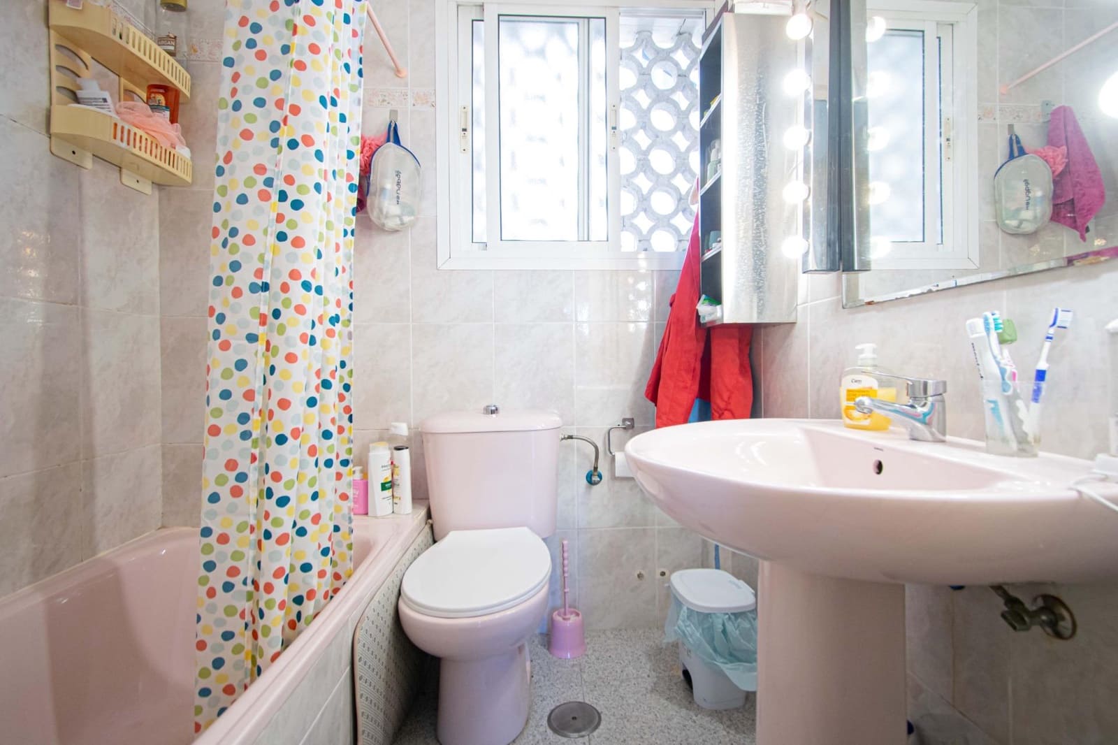 3 sypialnia Mieszkanie na sprzedaż w Miasto Sewilla - 250 000 € (Ref: 9533820)