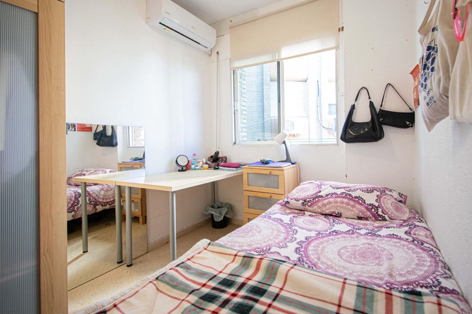 3 sypialnia Mieszkanie na sprzedaż w Miasto Sewilla - 250 000 € (Ref: 9533820)