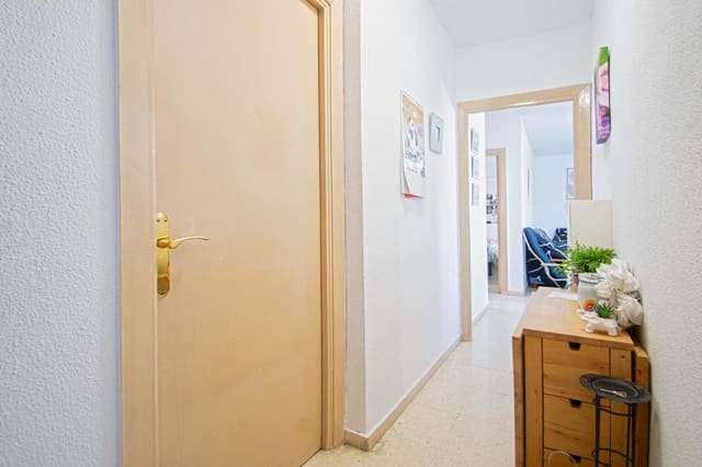 3 makuuhuone Asunto myytävänä paikassa Nervión, Sevilla kaupunki - 250 000 € (Ref: 9533820)