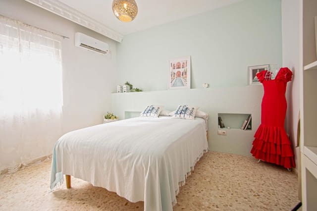 3 quarto Casa em Banda para venda em Villanueva del Ariscal - 150 000 € (Ref: 9533821)