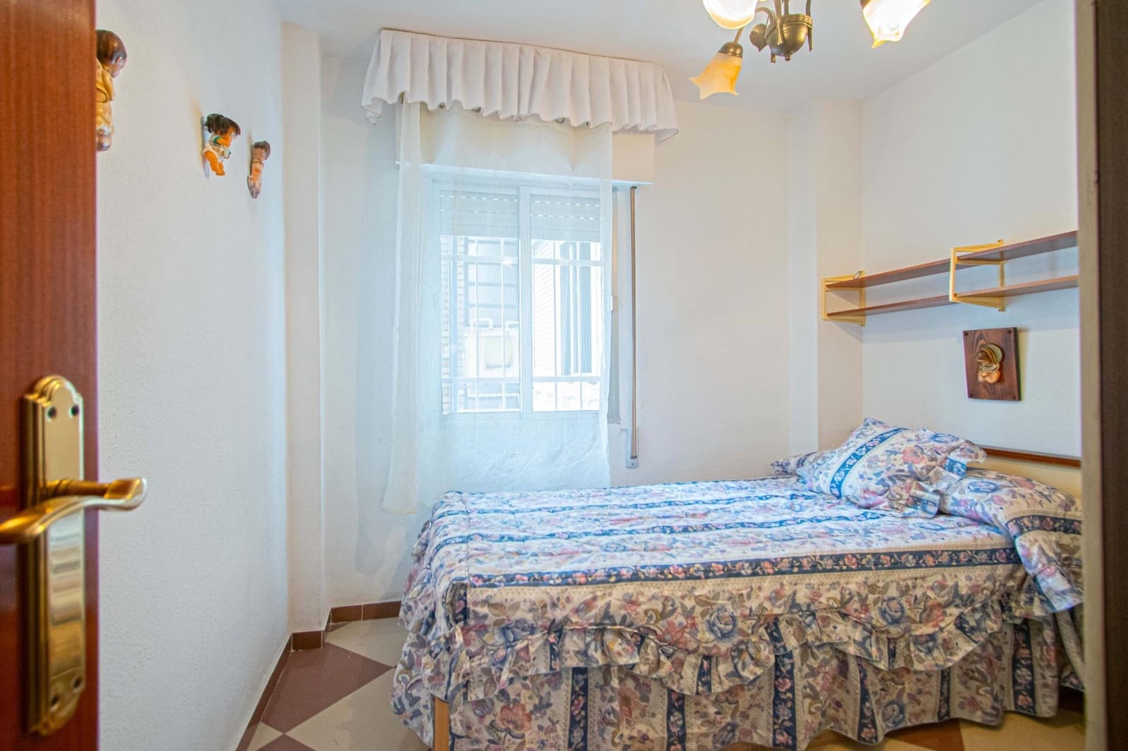 4 camera da letto Appartamento in vendita in Siviglia citta - 195.000 € (Rif: 9536006)