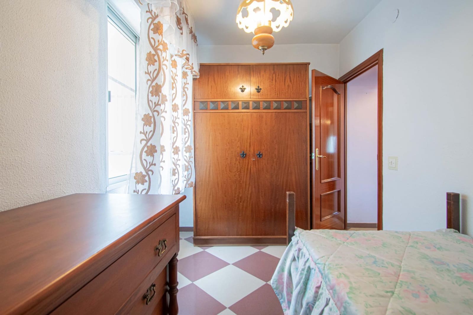 4 camera da letto Appartamento in vendita in Siviglia citta - 195.000 € (Rif: 9536006)