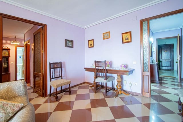 4 soveværelse Lejlighed til salg i Sevilla by - € 195.000 (Ref: 9536006)