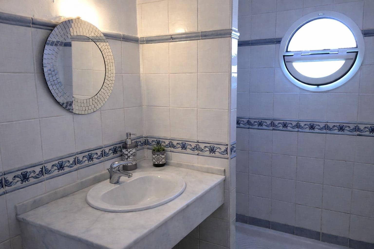 4 soveværelse Rækkehus til salg i Coria del Rio med swimmingpool - € 229.000 (Ref: 9541198)