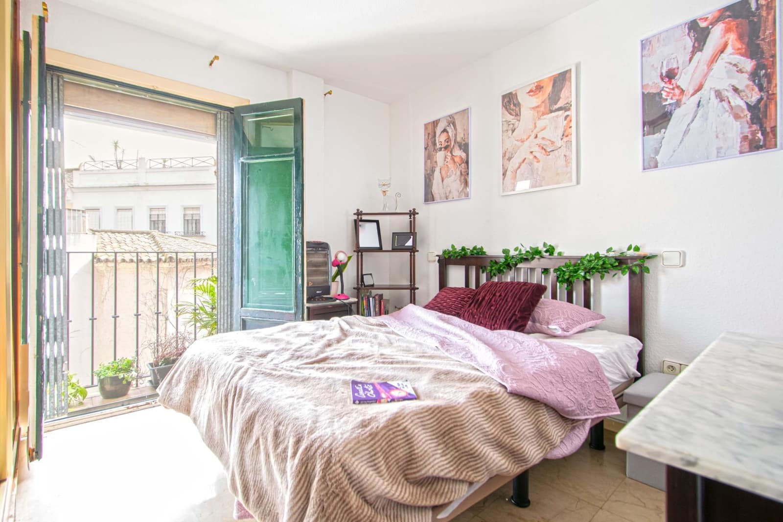 4 bedroom Flat for sale in Seville city - € 450,000 (Ref: 9541199)