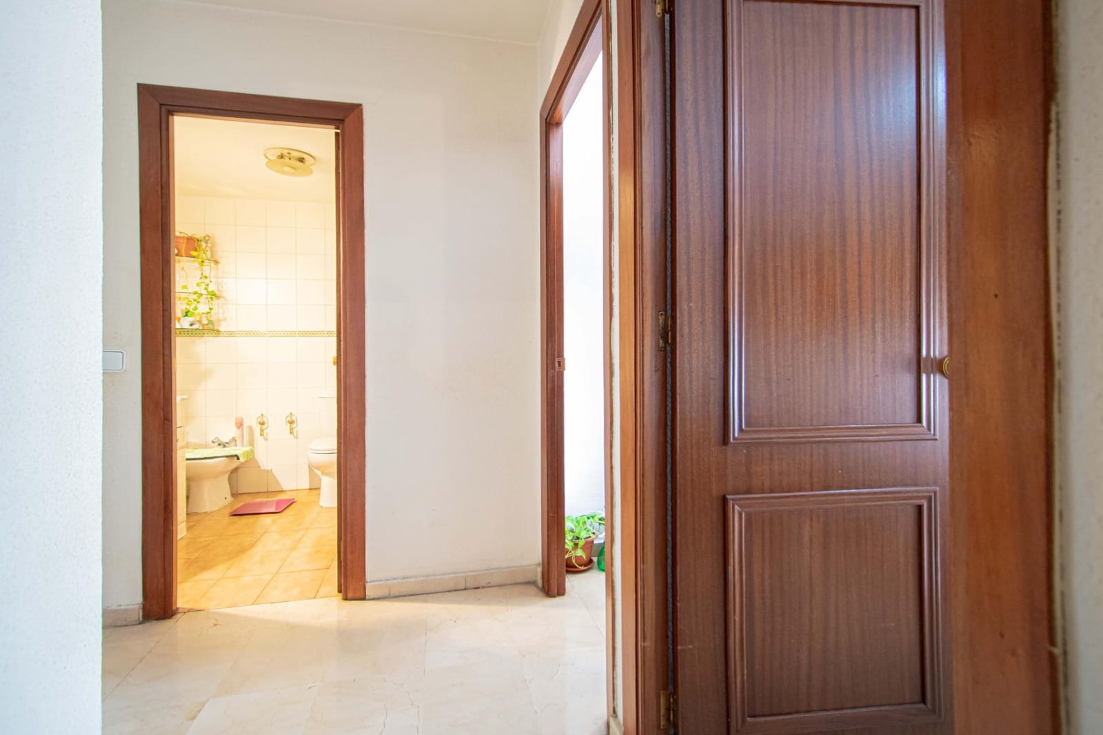 4 bedroom Flat for sale in Seville city - € 450,000 (Ref: 9541199)