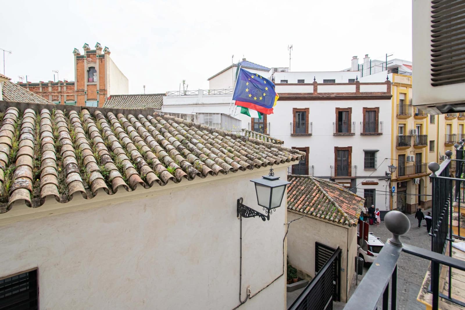 4 bedroom Flat for sale in Seville city - € 450,000 (Ref: 9541199)