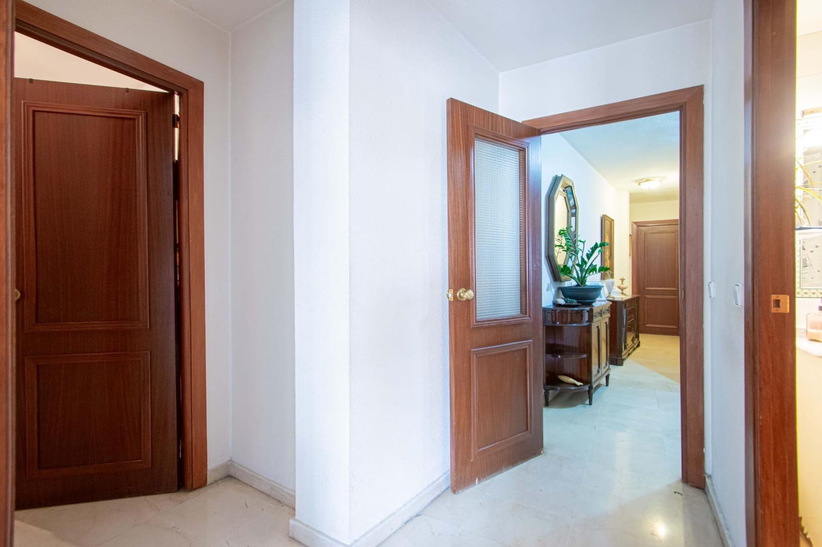4 bedroom Flat for sale in Seville city - € 450,000 (Ref: 9541199)