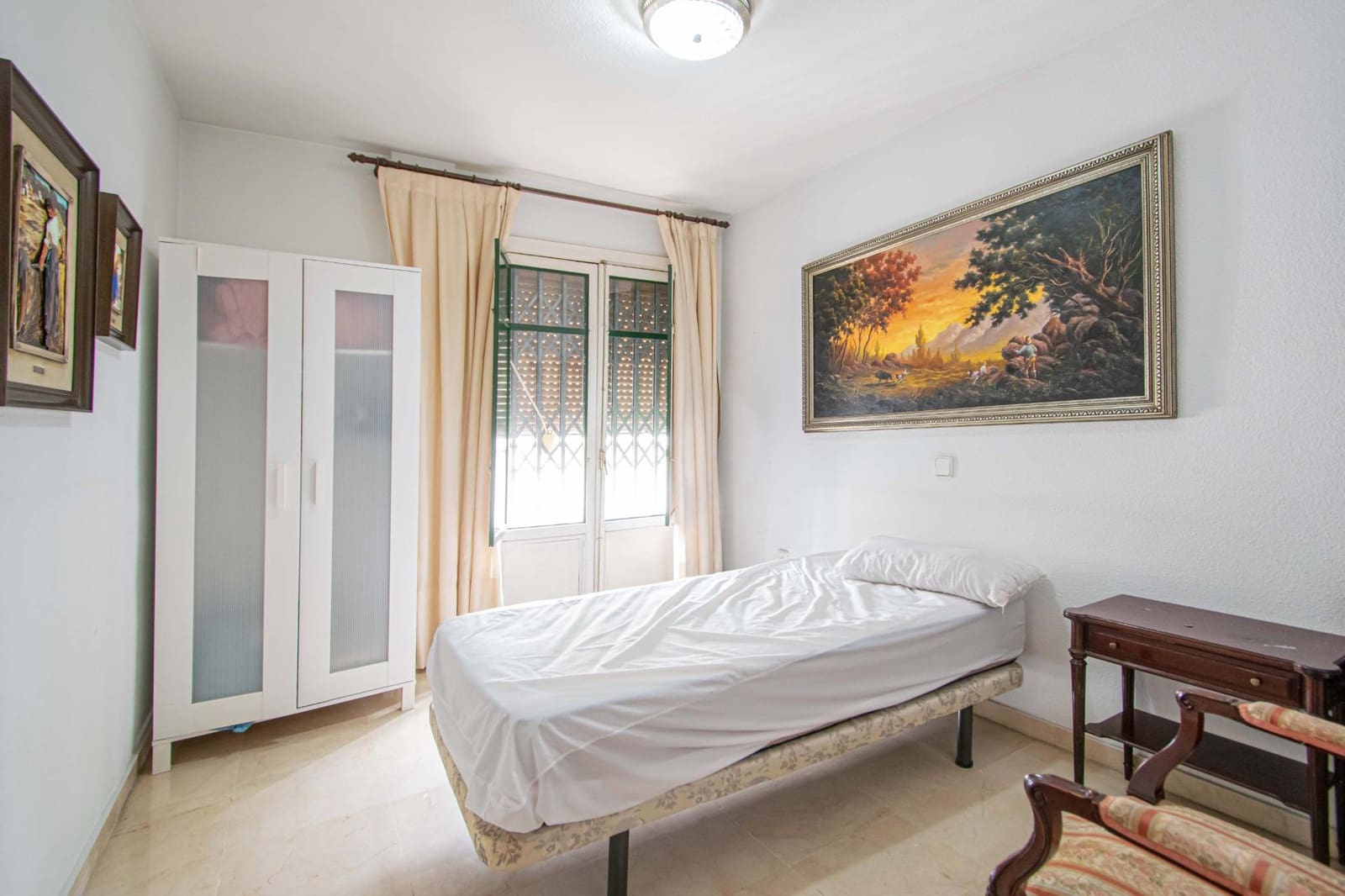 4 slaapkamer Flat te koop in Sevilla stad - € 450.000 (Ref: 9541199)