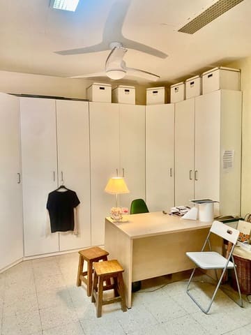 Local Commercial à louer à Séville ville - 900 € (Ref: 9541200)