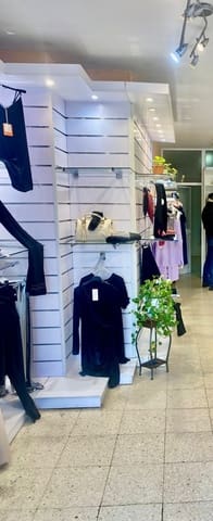 Commercial for rent in Seville city - € 900 (Ref: 9541200)