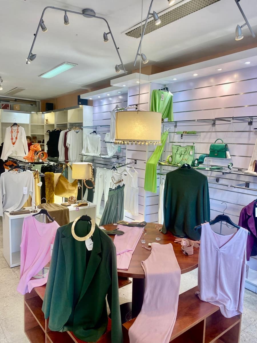 Commercial for rent in Seville city - € 900 (Ref: 9541200)