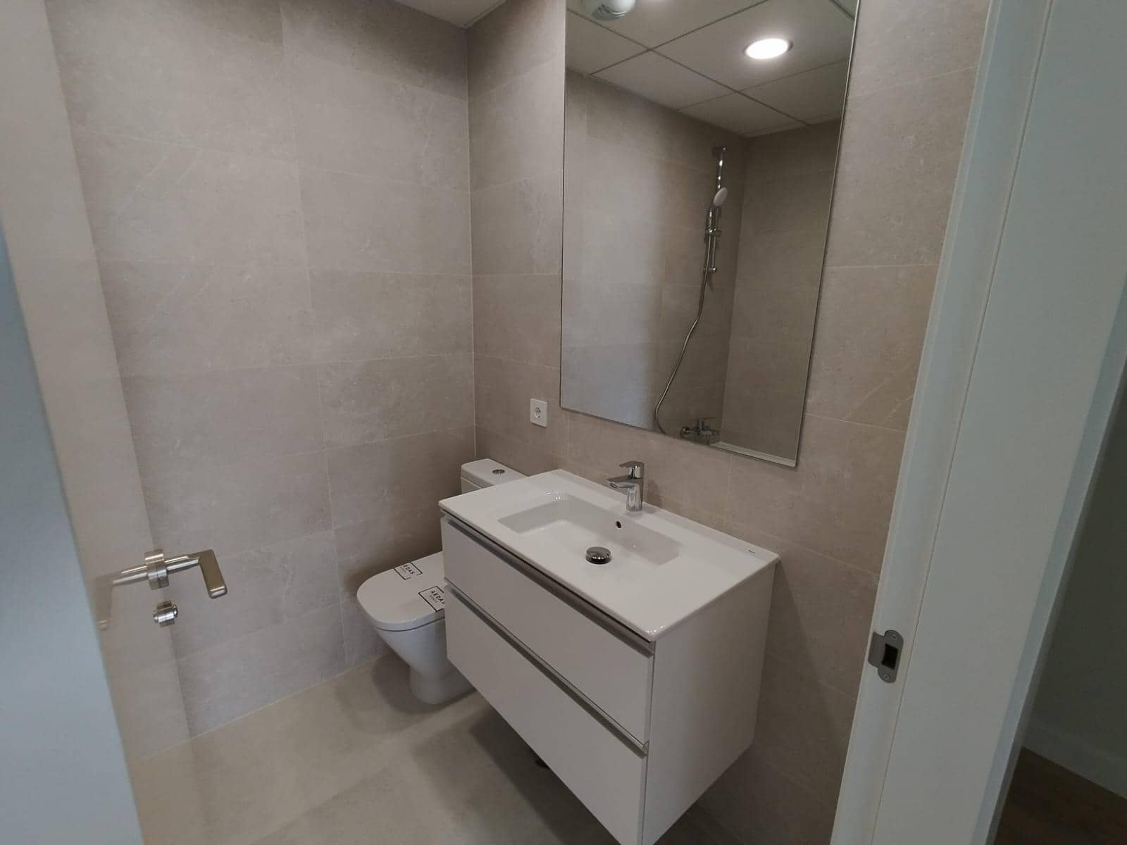 2 bedroom Flat for rent in Mairena del Aljarafe with pool garage - € 1,000 (Ref: 9541201)