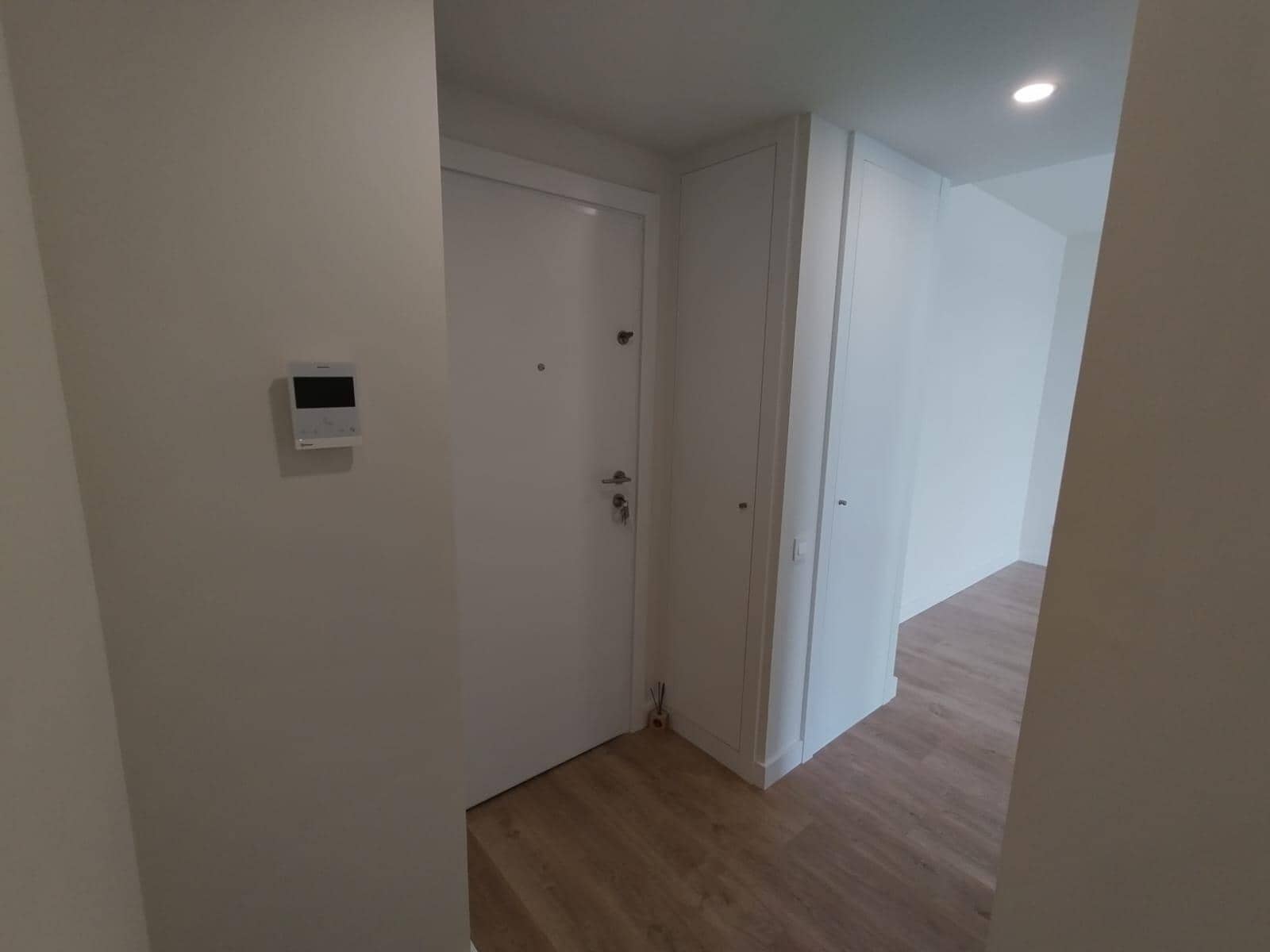 2 bedroom Flat for rent in Mairena del Aljarafe with pool garage - € 1,000 (Ref: 9541201)