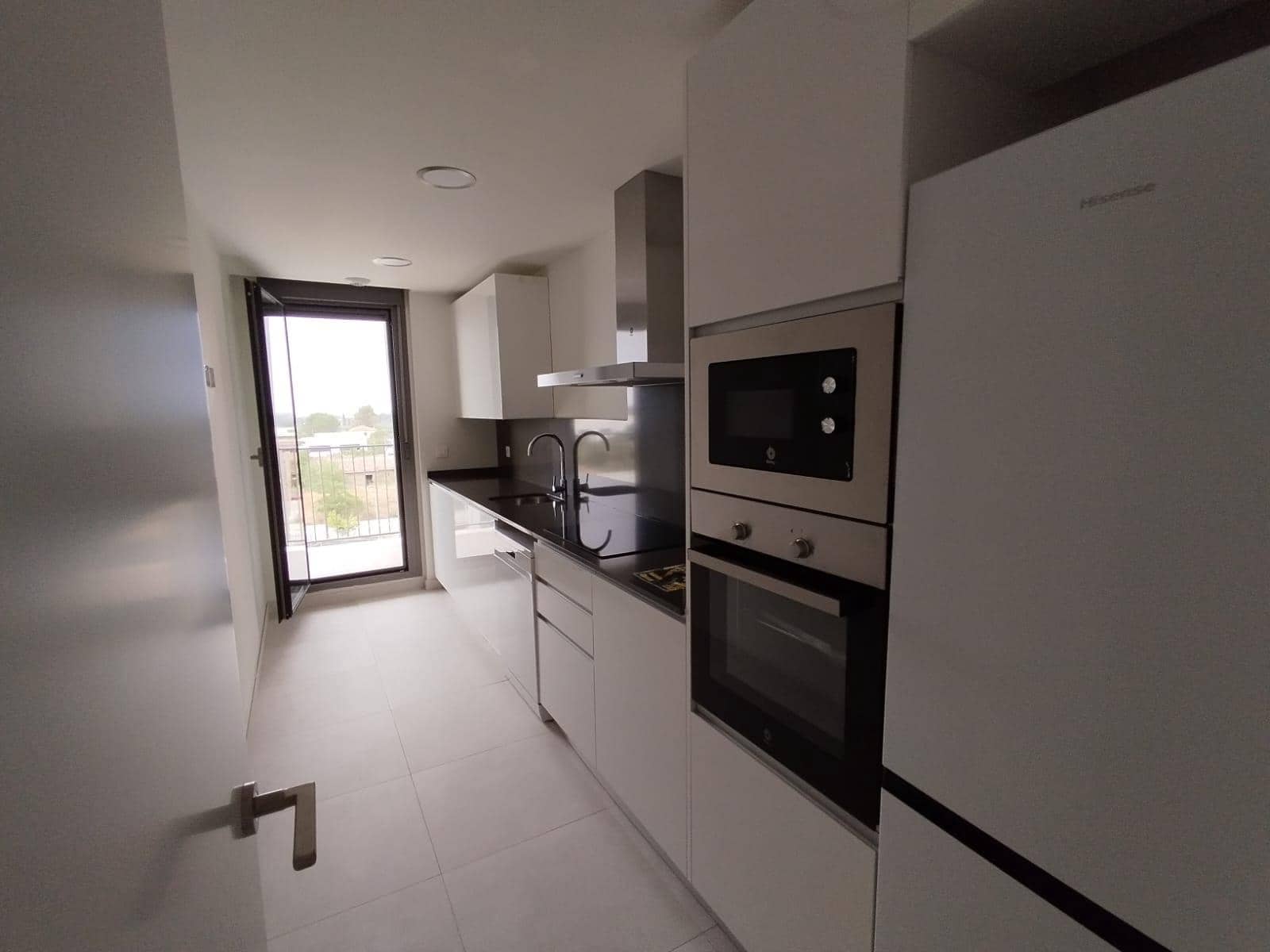 2 bedroom Flat for rent in Mairena del Aljarafe with pool garage - € 1,000 (Ref: 9541201)