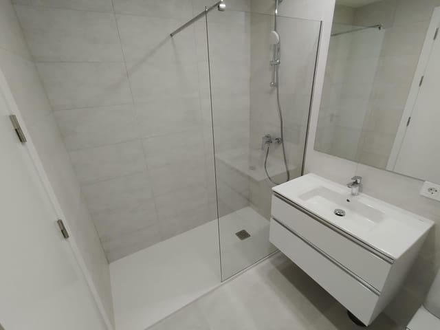 2 bedroom Flat for rent in Mairena del Aljarafe with pool garage - € 1,000 (Ref: 9541201)