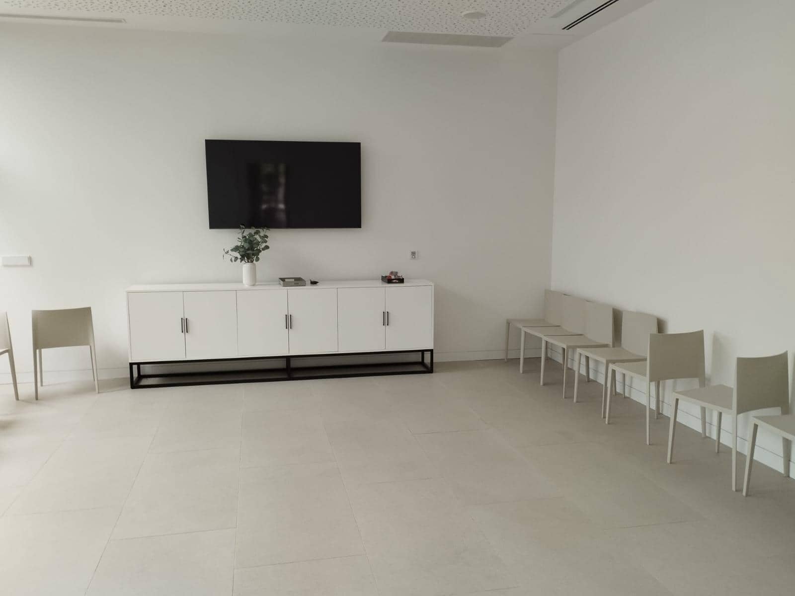 2 bedroom Flat for rent in Mairena del Aljarafe with pool garage - € 1,000 (Ref: 9541201)