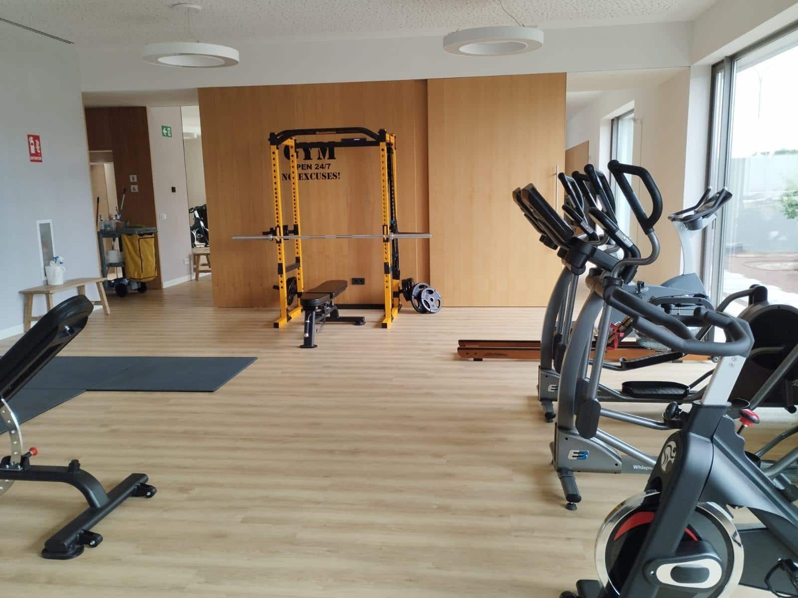 2 bedroom Flat for rent in Mairena del Aljarafe with pool garage - € 1,000 (Ref: 9541201)