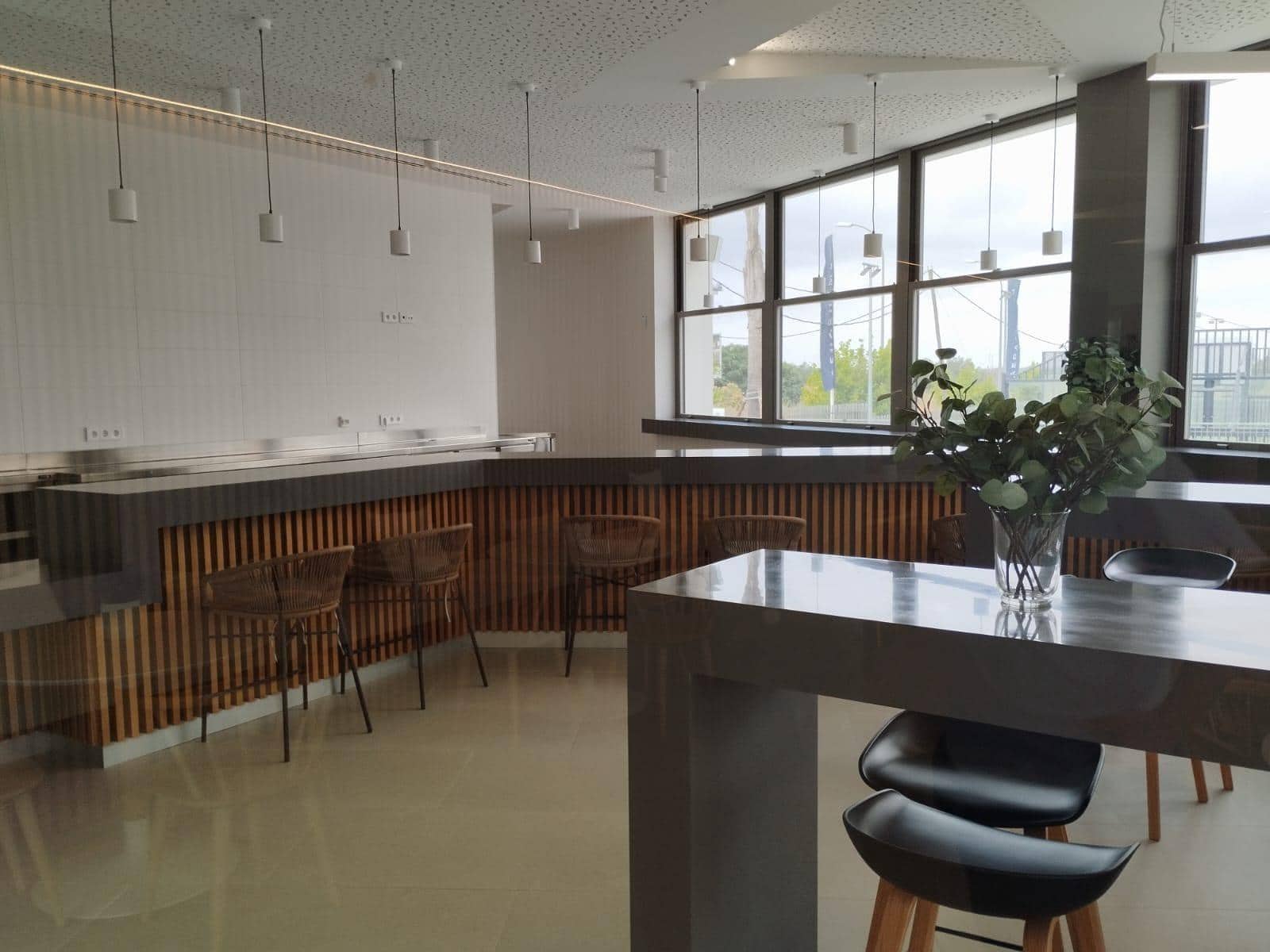 2 bedroom Flat for rent in Mairena del Aljarafe with pool garage - € 1,000 (Ref: 9541201)